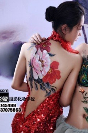 學(xué)員人體彩繪展示